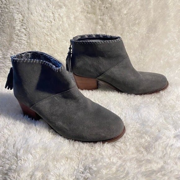 Toms Gray Ankle Boots with Brown Heel - Picture 5 of 12